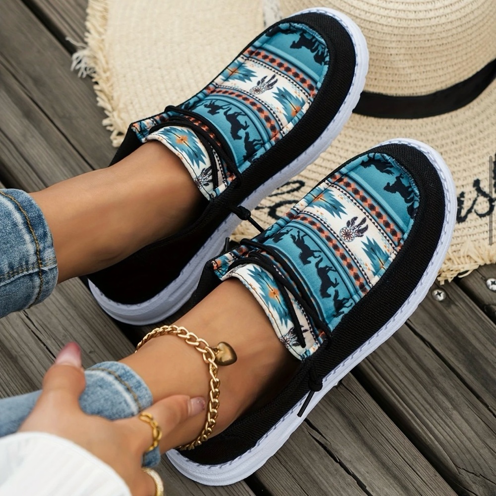 Women’s Casual Canvas Shoes With Horse Print Breathable Slip Ons Size 8